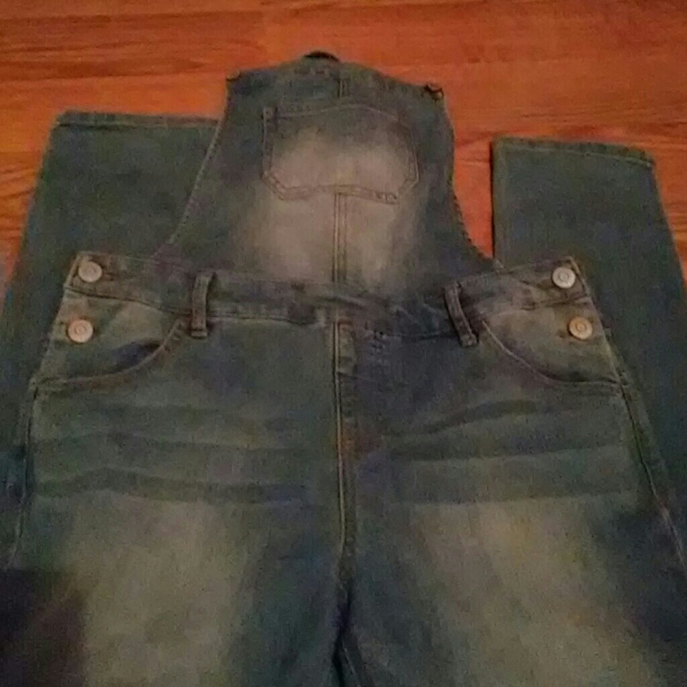 Girl's Overall's - Picture 2 of 4